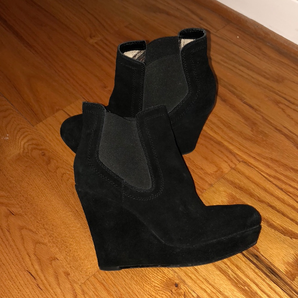 Seychelles suede platform heeled booties - Size 8